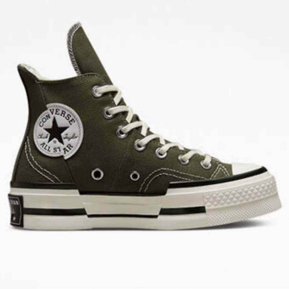 High-top sneaker with canvas upper
OrthoLite cushioning for all-day comfort